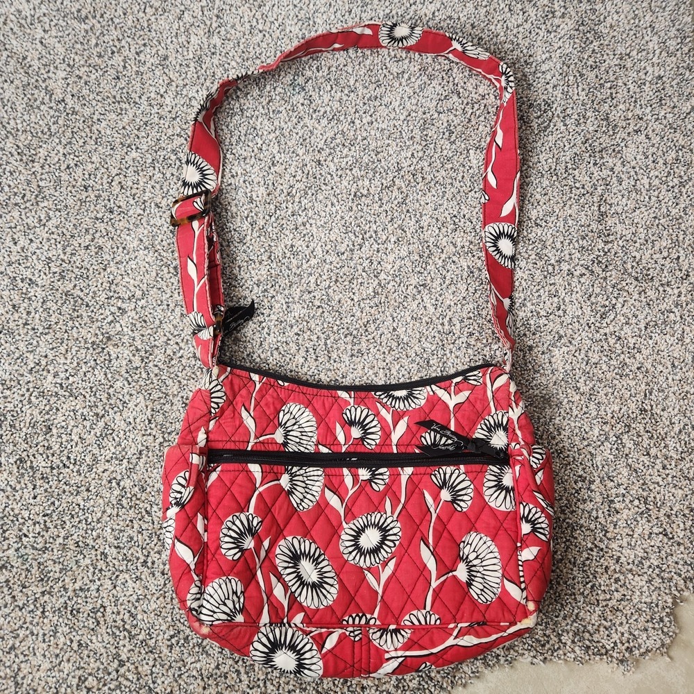 Vera‎ Bradley Deco Daisy Hipster Quilted Crossbody Shoulder Bag Retired Red